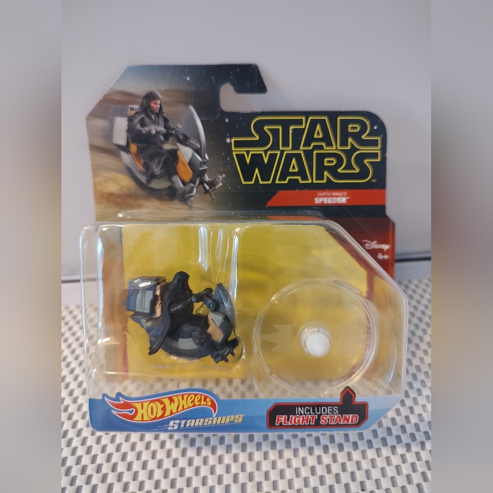 Hot Wheels Starships Darth Maul's Speeder Star Wars Die-Cast NWT Disney